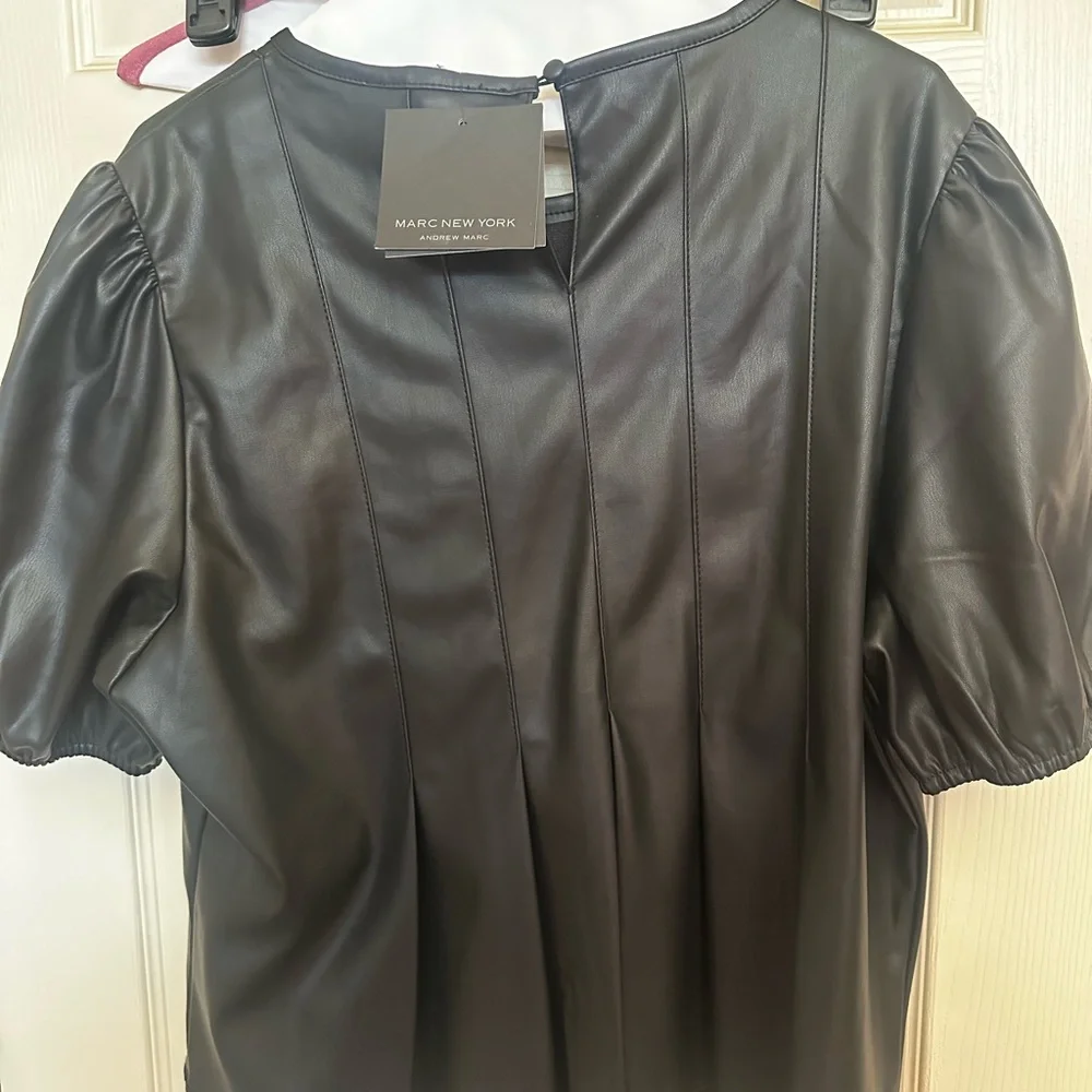 Marc Jacobs Black Faux Leather Short Puff Sleeve Blouse - Picture 2 of 4